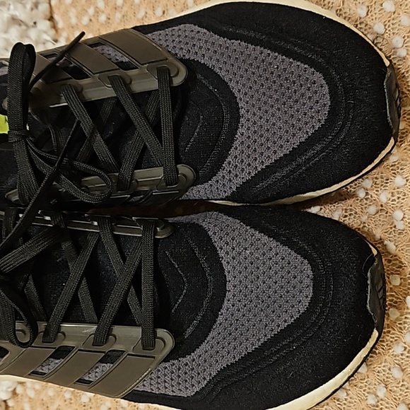 Adidas Ultraboost Sneakers - Picture 3 of 16